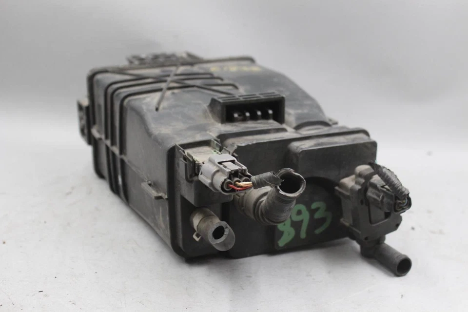 Nissan Máxima 2018-2023 bote de vapor de combustible evaporador de 3,5 L OEM #40138 Foto 3 de 3