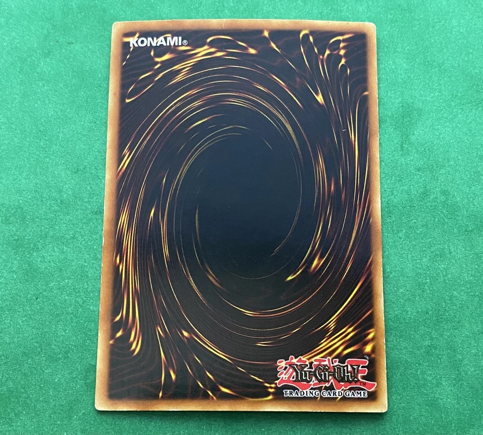 Yu-Gi-Oh! GERMAN Crush Card Virus GLD1-DE038 Gold Rare Limited Edition - Image 2 of 4