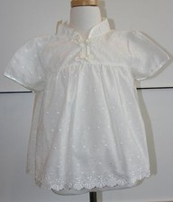 NWOT Chinese Toddler Girls Top Mandarin Collar White Emboidery 2 frogs Short Sle