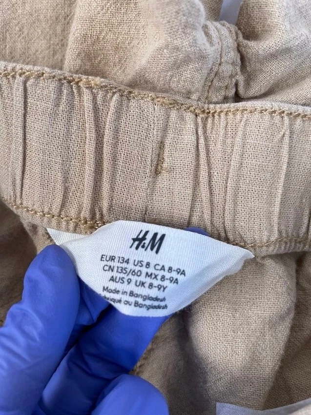Pantalones cortos cargo H&M marrón talla 8 para niños Foto 3 de 4