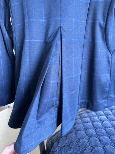 CAbi Navy Blazer Size Medium - Picture 7 of 8