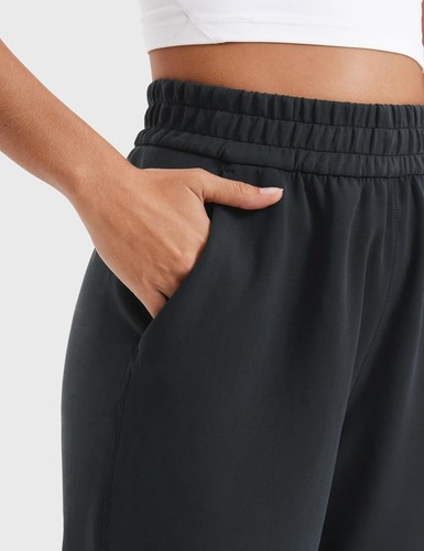 Wide Leg Pants Sweatpants with Convenient Pockets, High Rise, Drawstring Closure - Picture 31 of 69