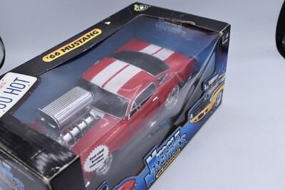 Muscle Machines 1:18 1966 Mustang Shelby GT350 Red w/ White Stripe
