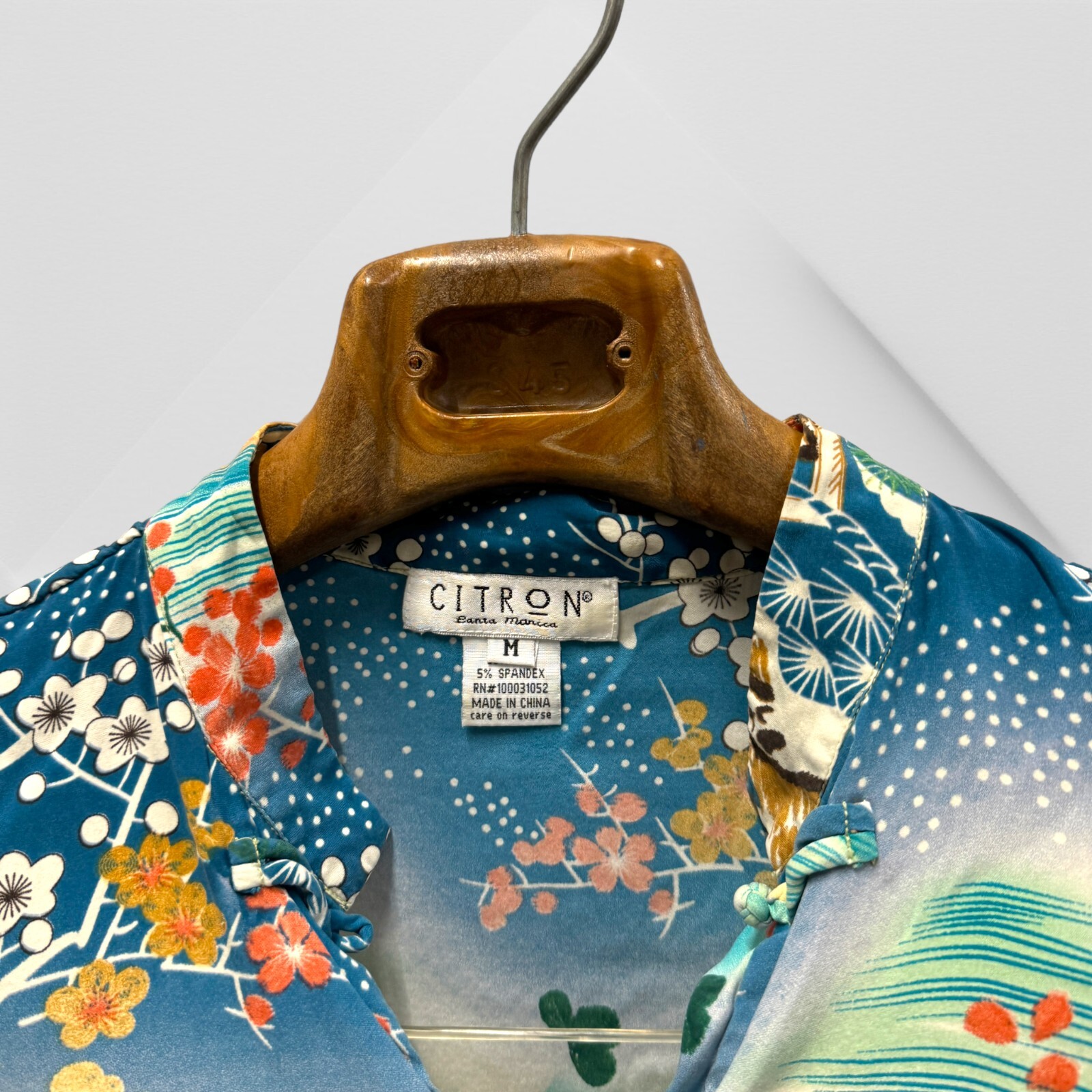 Citron Santa Monica Green Oriental Tunic Tshirt 100% Silk Spandex Top Soft M