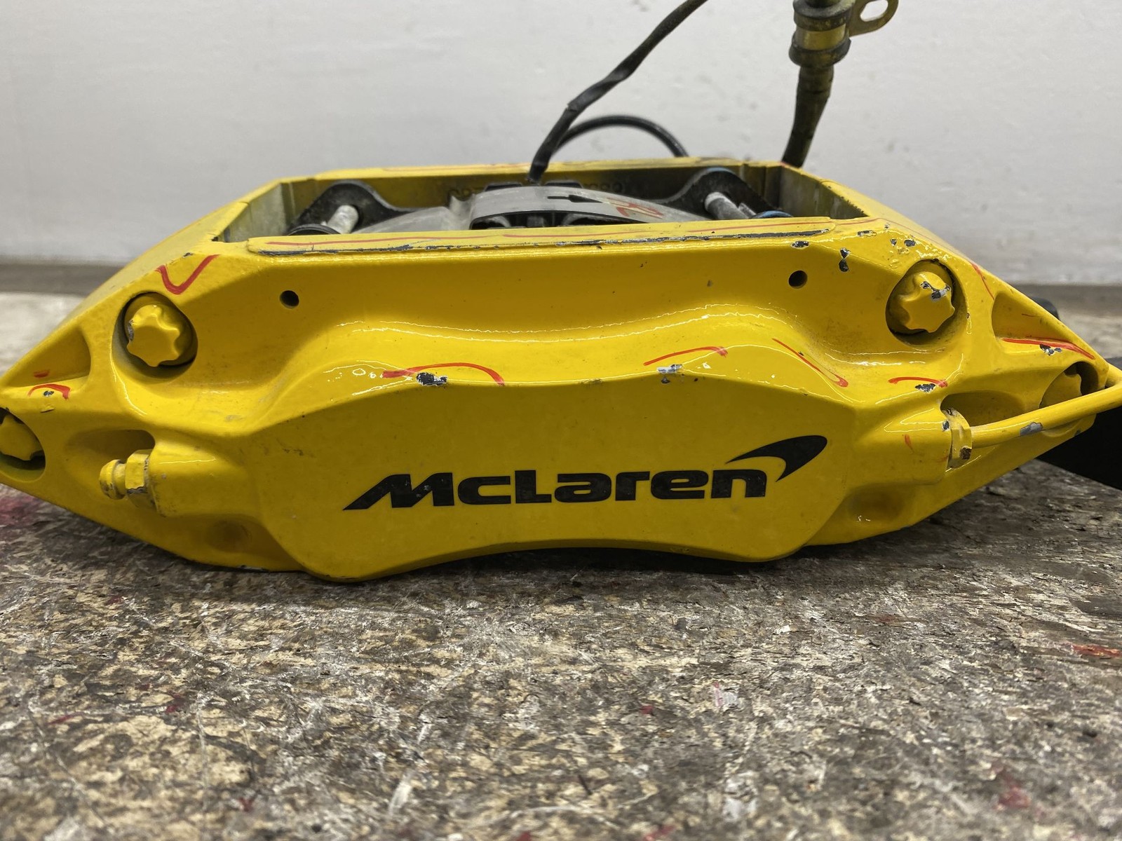 McLaren 600LT 2019-2021 Rear Right Brake caliper P/N 11C0486CP