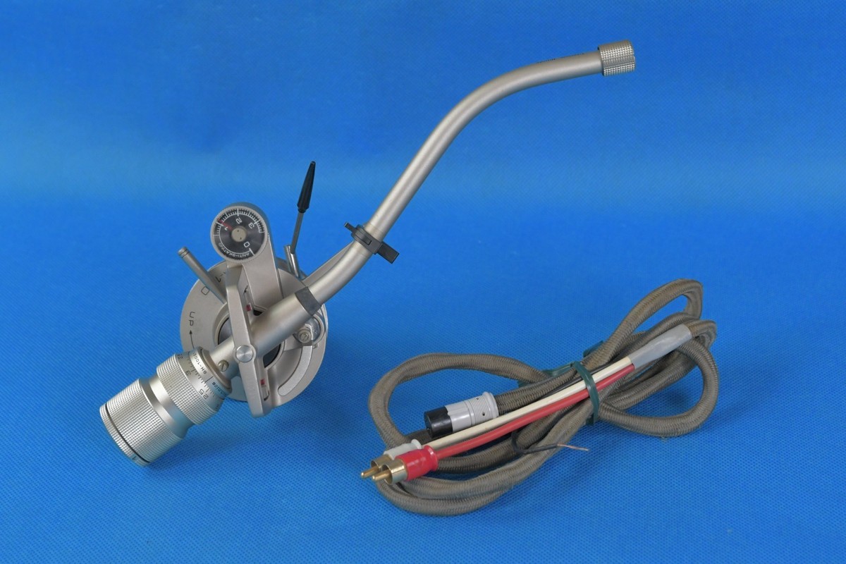 Technics EPA-100 Titanium Nitride Tone Arm In Excellent Condition