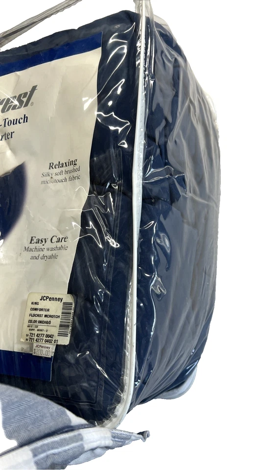 Fieldcrest Washable Micro-Touch Down Solid Indigo King Size Comforter JC Penney - Image 3 of 4