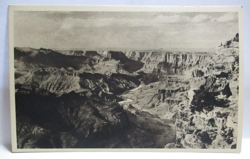 1930s POSTCARD GRAND CANYON, BY TWA SKYMASTER PLANE