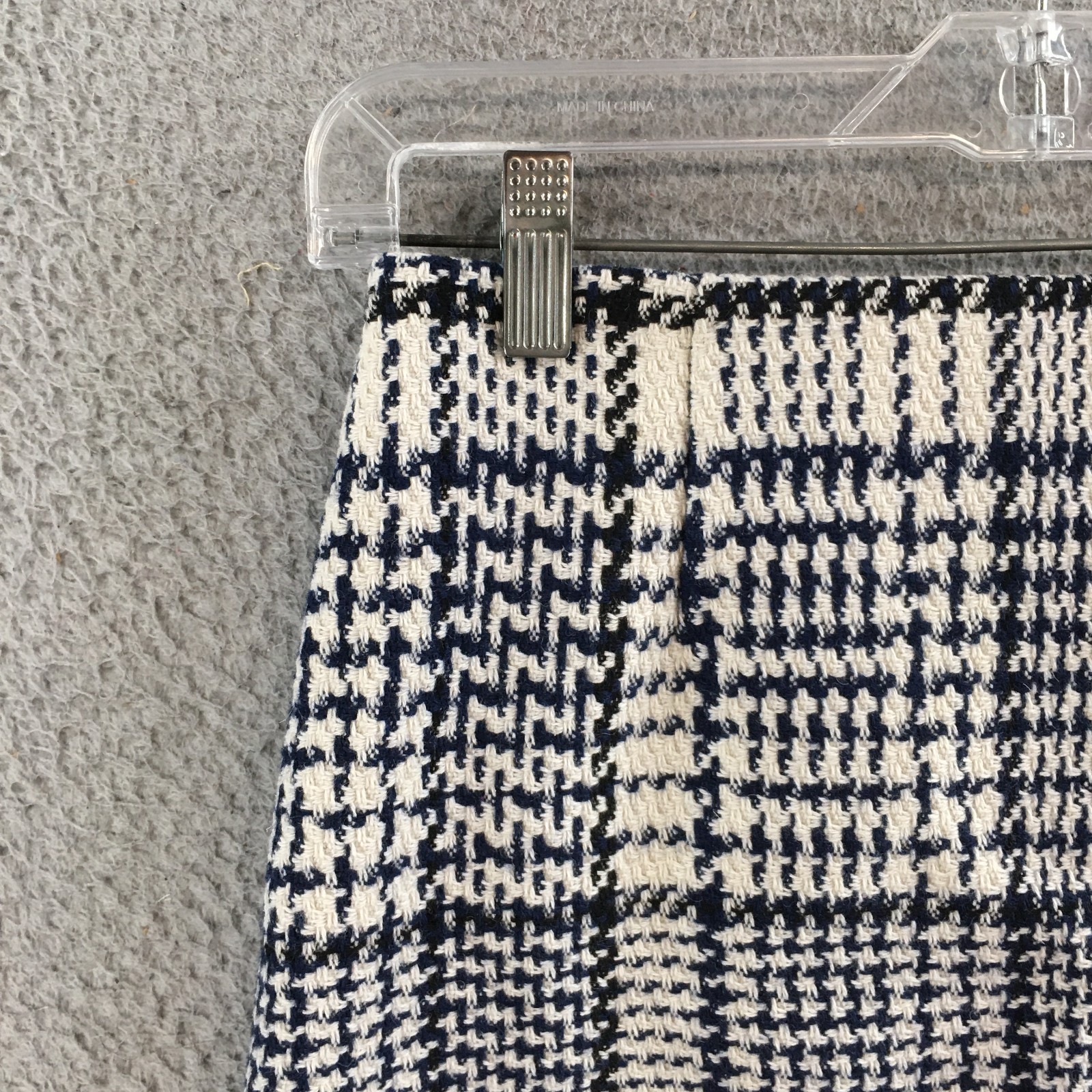 H&M Skirt Womens 2 Mini A-Line Plaid Back Zipper Casual Flat Front Blue White thumbnail 2