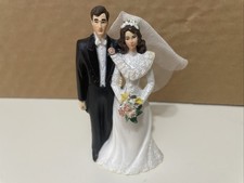 Wedding Cake Topper Bride/Groom Design 4 1/2 Tall 2011 Wilton China