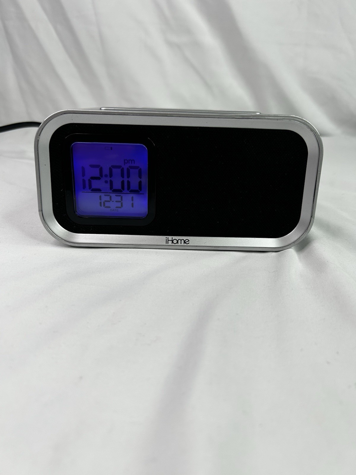 Docking Station For Ipod Or Iphone Battery Backup Tested