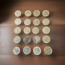 2004 Trevithick Steam Locomotive £2 Coin Circulated Good Condition 