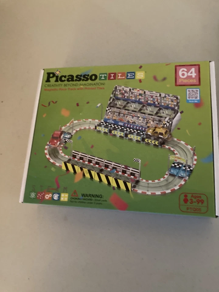 Picasso Tiles Magnetic Race Track with Printed Tiles 64 Pieces NIB - Image 2 of 4