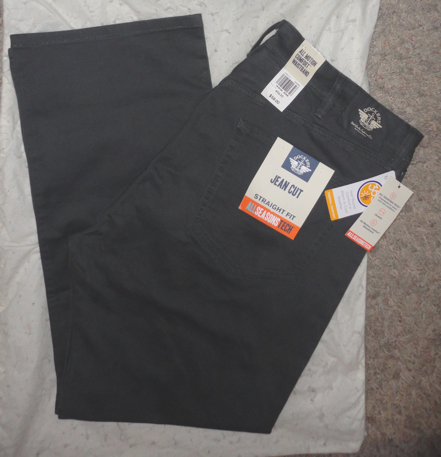 All Seasons Tech Jean Cut Straight-fit Black Chino Khaki Pan