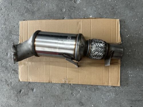 Rolls Royce Cullinan Catalytic Converter Close to Engine 18328663515 OEM