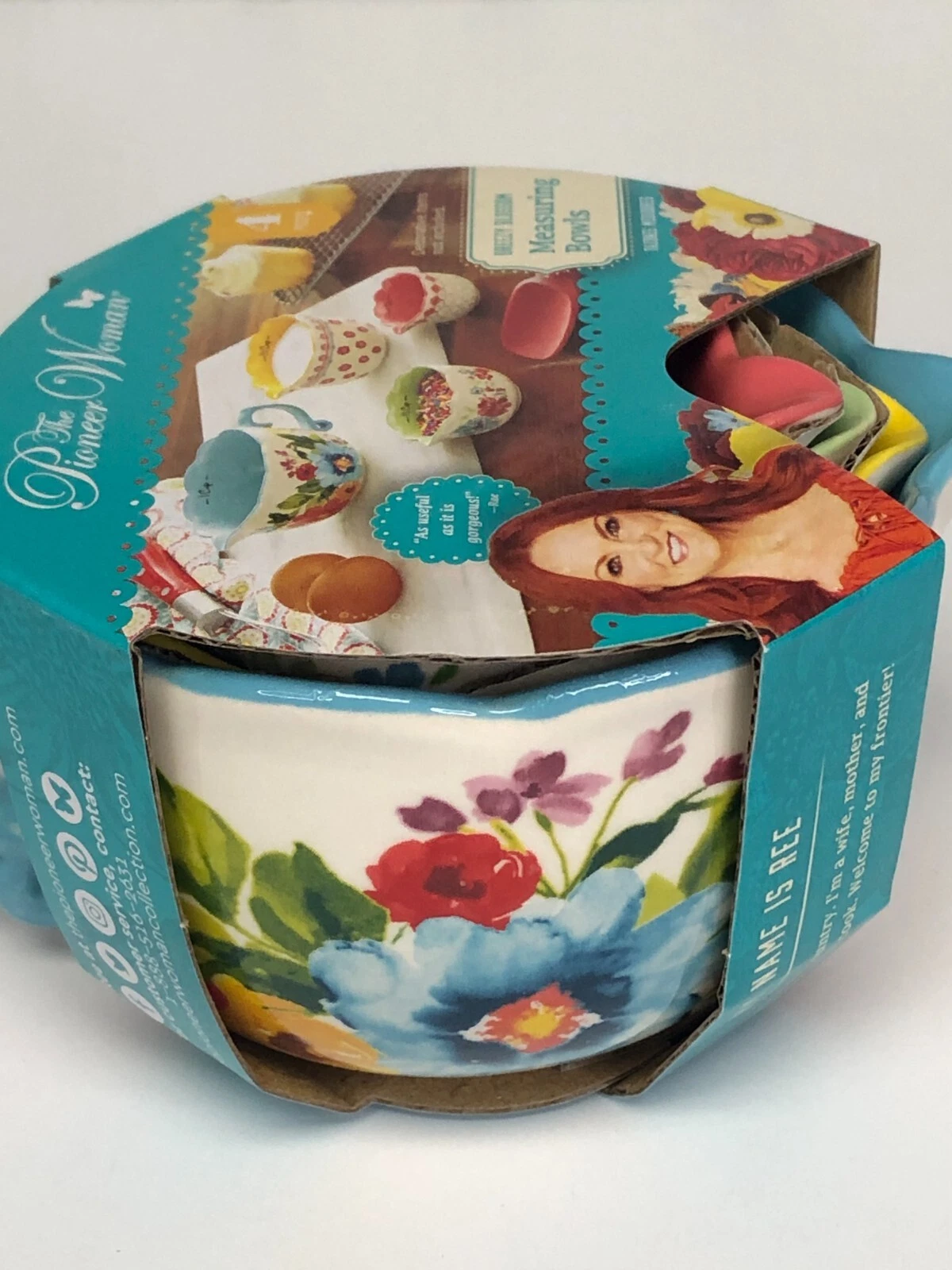 Pioneer Woman Measuring Cups Breezy Blossom Floral 4Pc Ceramic Nesting Bowl Set
Opens in a new windo