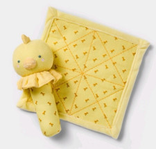 NEW- Cloud Island Sweet Chick Rattle Crinkle Paper