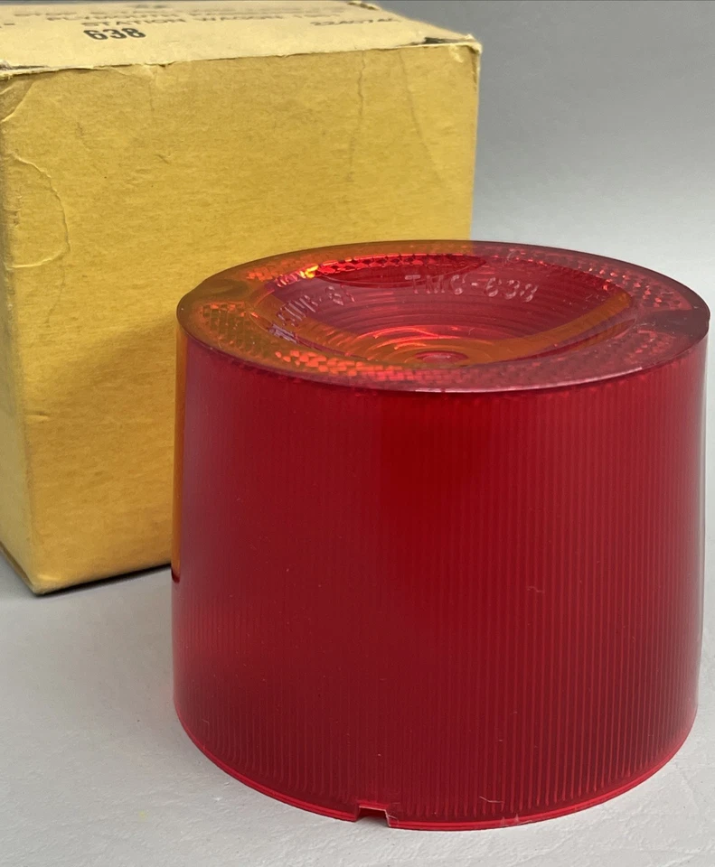 1961 Lente de lanterna traseira Plymouth Fury GLO-BRITE NORS - Imagem 2 de 4