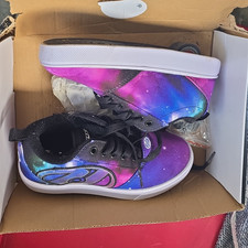 Heelys Pro 20 LG Galaxy Print Wheeled Sneakers Youth 13C EU 31 HES10636H