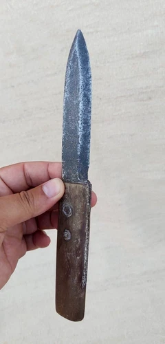 Primitive Hunting? Musem Quality Primitive Antique Knife/Wood Handle & Sharp Bla