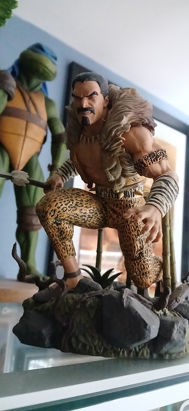 MARVEL SELECT DIAMOND KRAVEN HUNTER VINYL PVC STATUE COMIC BOOK STYLE SPIDER-MAN