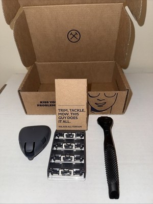 Dollar Shave Club Razor Bundle  1 Handle + 4 Cartridges And Razor Cover NEW
