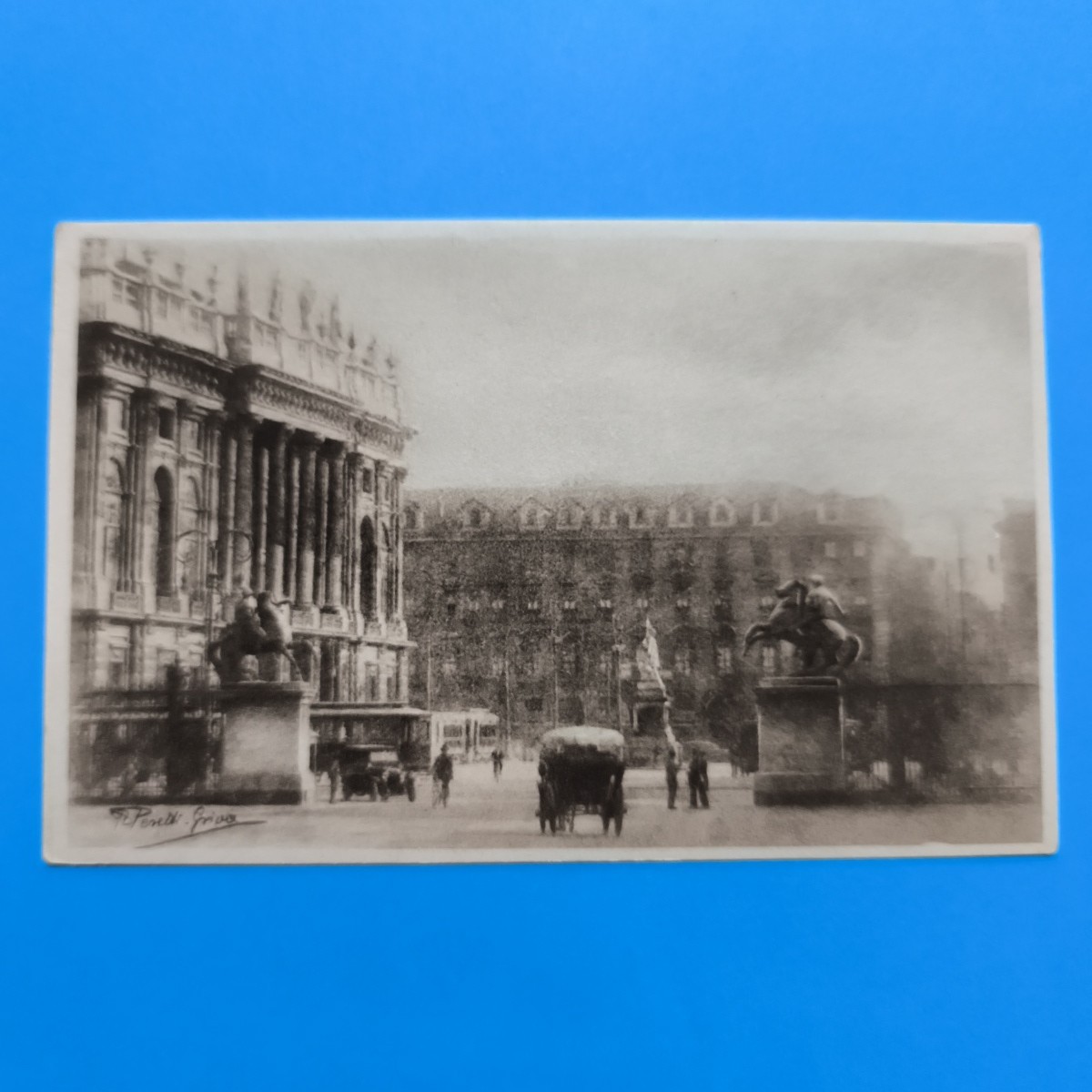 TORINO PIAZZA CASTELLO CARTOLINA NON VIAGGIATA  BIANCO E NERO VINTAGE -