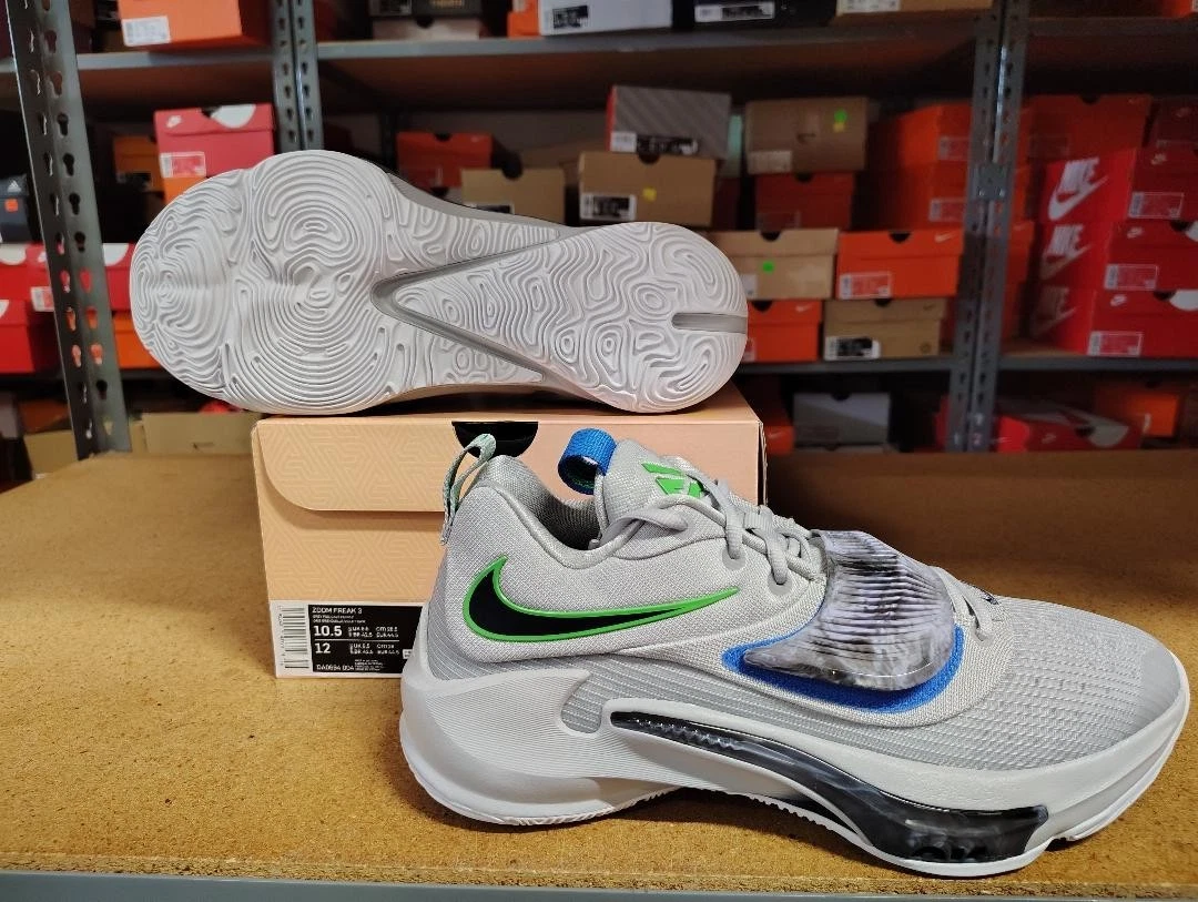 Preços baixos em Nike Zoom Freak 3 Grey Fog | eBay