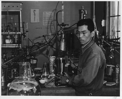 Photo:Frank Hirosama [i.e., Hirosawa] in laboratory