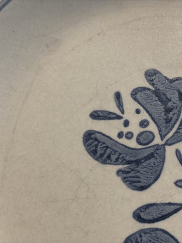 Set of 6 Vintage Pfaltzgraff Yorktowne Blue Floral Stoneware 7" Salad Plates - Picture 3 of 12