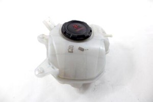 2Q0121407D Schüssel Wasser Entschädigung Heizkörper SKODA Kamiq 1.6 D 85KW H 5P