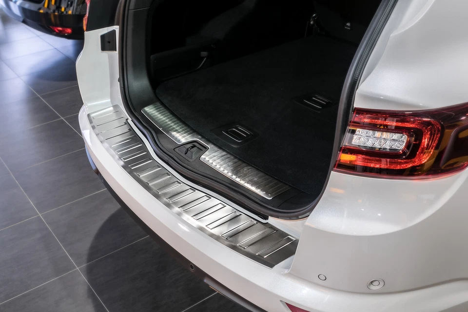 Stainless Steel Load Sill Protector Fits Renault Talisman GT FL 2021-02/2022 - Image 4 of 4