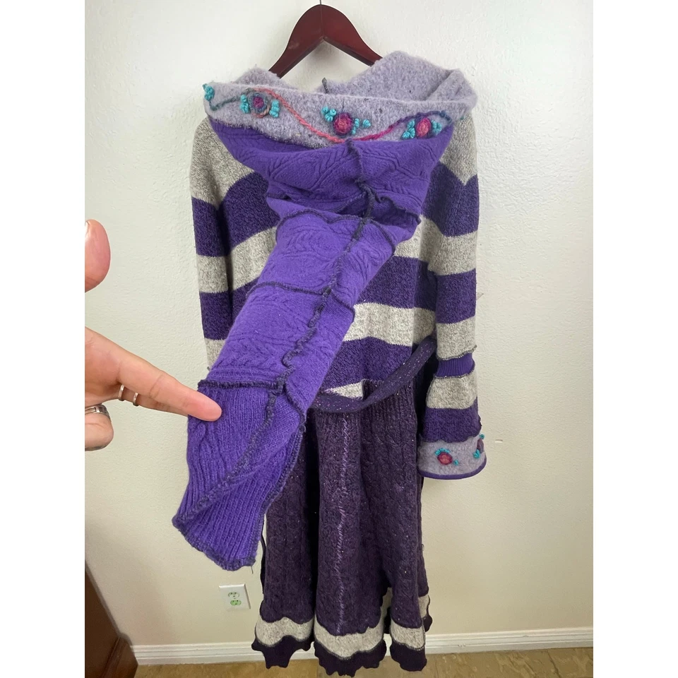 Vintage Womens Sweater Sz L Wool Oversized Hooded Duster Maximalist Artsy Boho - Image 3 of 4