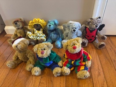 Lot of 8 Ty Attic Treasures Beanie Babies Bears - Clowns, Lady Bug, Angel