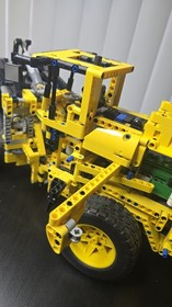 LEGO Technic 42030 Volvo L350F Wheel Loader - READ DESCRIPTION - No Remote