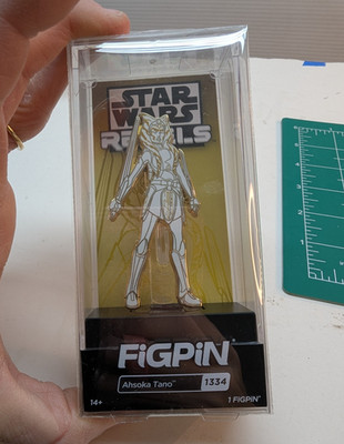 Disney Star Wars FiGPin #1334 Ashoka Rebel Forbidden Planet Enamel Pin NOS