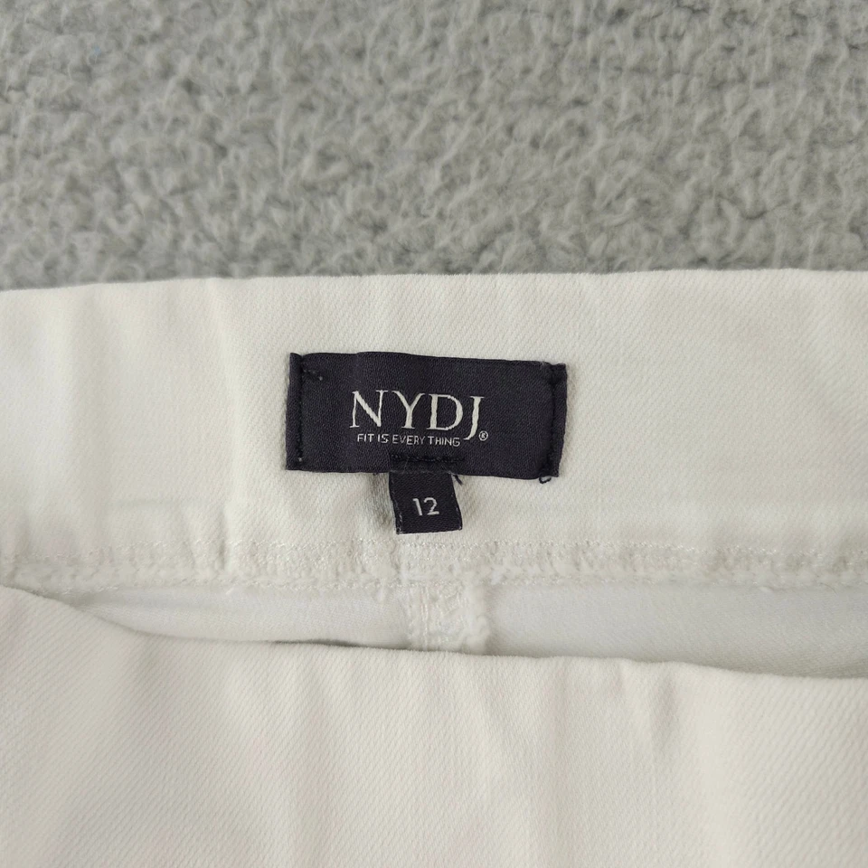 NYDJ Jean Shorts Womens 12 White Denim Pull On Bermuda Roll Cuff Stretch Casual - Image 3 of 4