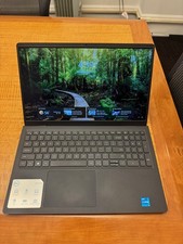 Dell Inspiron 15 3520 P112F 15.6