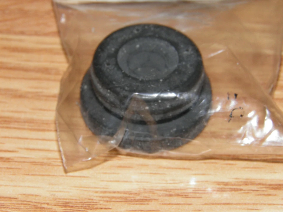 Ojal cilindro maestro freno BMW BAV E12 (22 X 7,3 mm) 34311121911 Foto 4 de 4