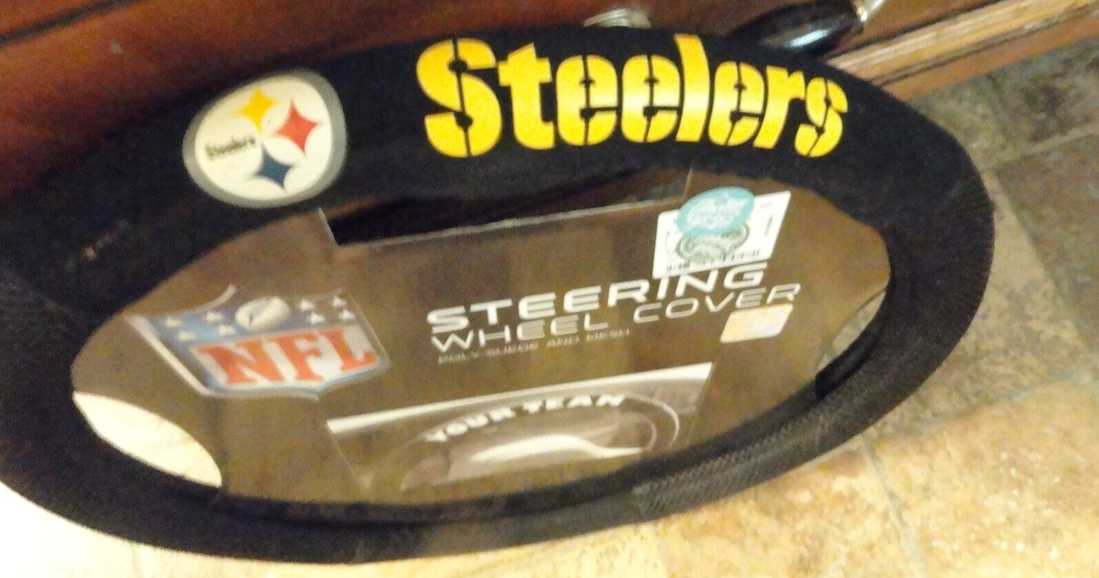 Car STEERING WHEEL COVER Pittsburgh STEELERS black gold poly suede mesh football