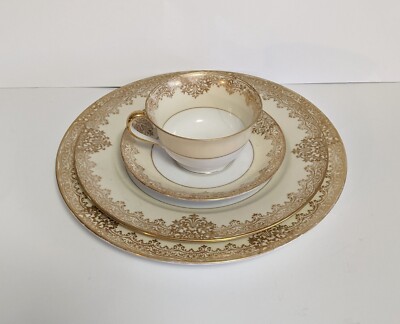 Noritake China Garland Hand Painted Japan Yellow Gold trim