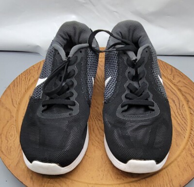 nike revolution 3 womens black