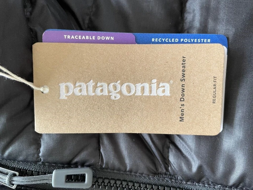 NUEVO CON ETIQUETAS SUÉTER DE PLUMÓN PATAGONIA PARA HOMBRE, NEGRO, ESTILO 84674, TALLA 3XL Foto 2 de 2