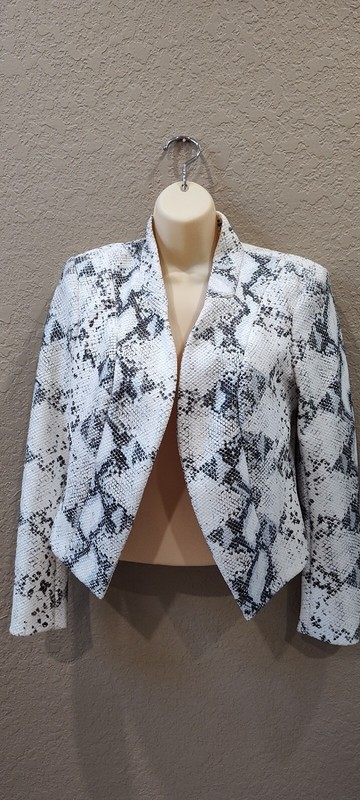 Thalia Sodi Small Faux Snake Skin Jacket Really Cute