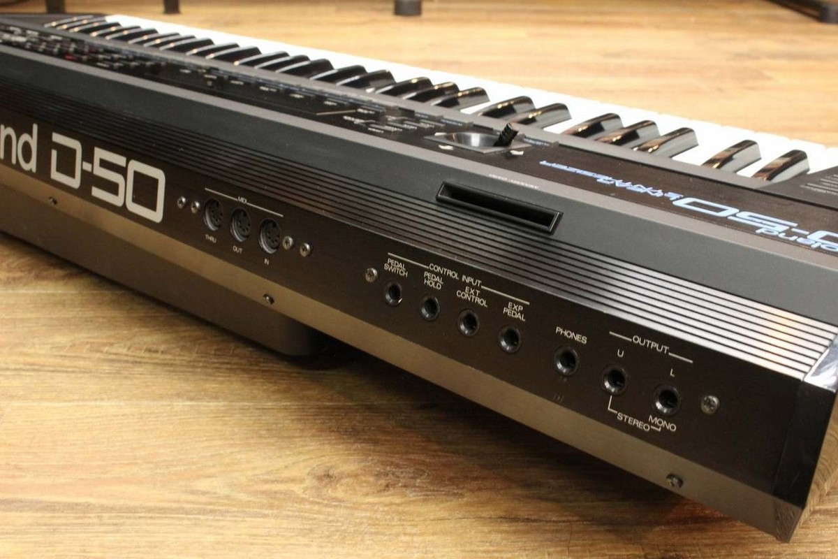 Roland D-50 Synthesizer with Hard Case AC Cable | eBay