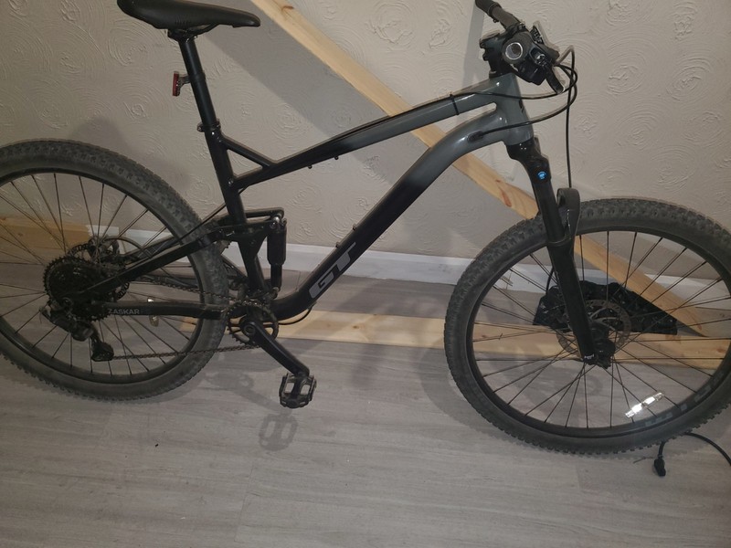 GT Zaskar FS Sport Mountain Bike Full Suspension Black