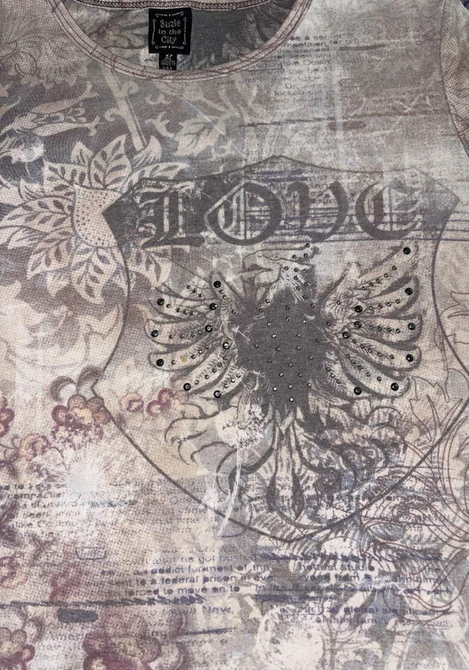 Top De Colección Y2K Suzie In The City AOP Love Gráfico Manga Larga Talla M 19x23 Foto 4 de 4