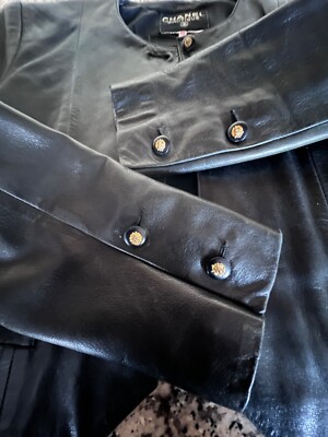 CHANEL BOUTIQUE 1980th Black Leather Jacket Gold Lion CC CHANEL BOUTIQUE 1980th Black Leather Jacket Gold Lion CC