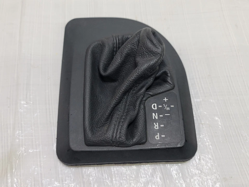 BMW 545i 530i 525i 2004-2010 cubierta de arranque de palanca de cambios de piso OEM 707766202 Foto 3 de 4