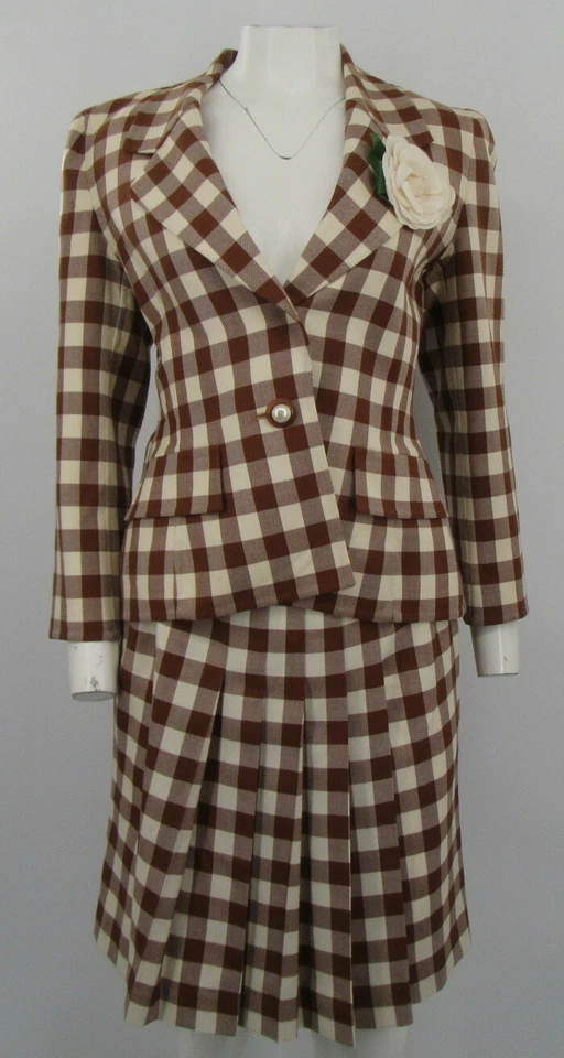 Blazer y falda Oscar de la Renta marrón y crema a cuadros 2 piezas con flor talla 8 Foto 4 de 4